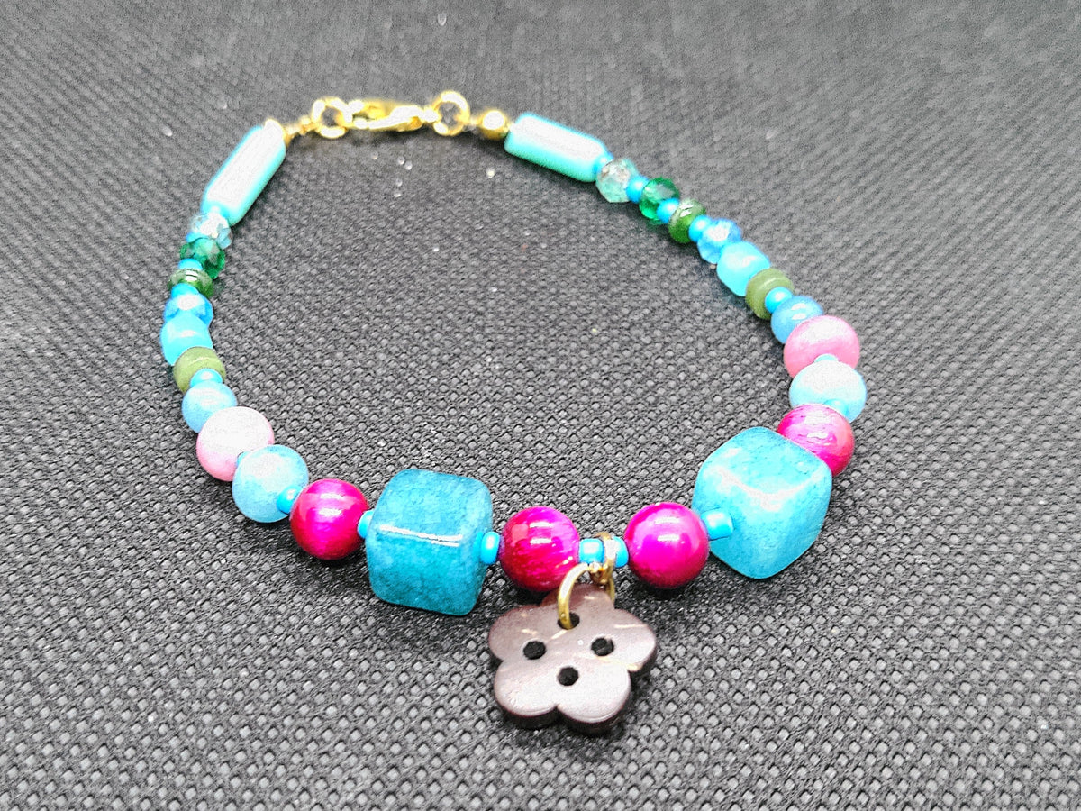 Agate and Wooden Flower Bracelet