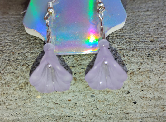 Calla Lily Earrings in Soft Pink