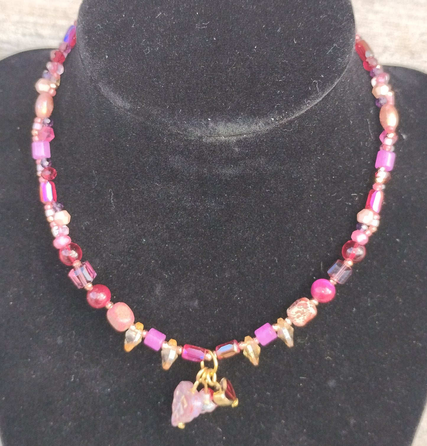 Pink/Wine beaded necklace